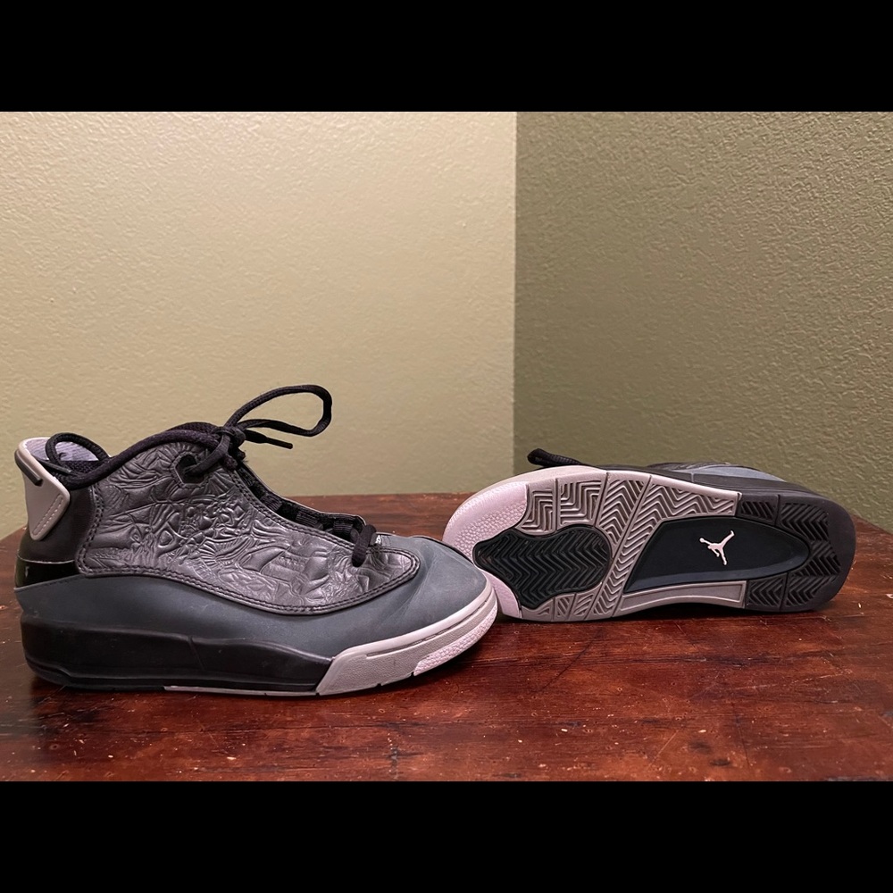 Air Jordan Dub Zero Boys Size 1.5Y Black Retro.